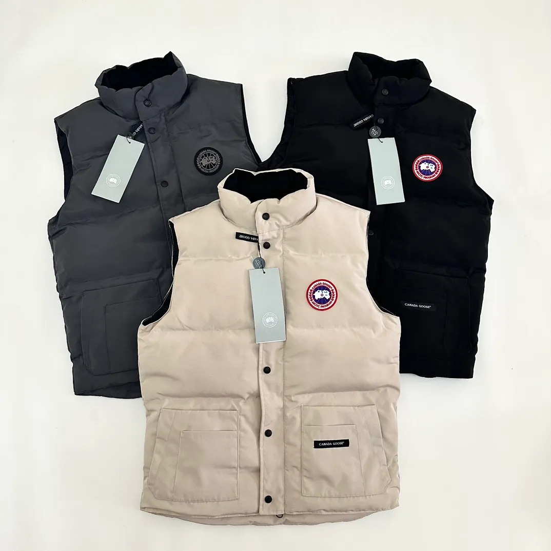 P380 top real shot - model number 119100 Canada Goose has always been recognized as the warmest down jacket. Various Instagram celebrities, Internet celebrities, and celebrities often wear it for street photos. I make Canada Goose every year, but I still can’t get rid of my love for the goose. No matter how cold the days are, there is no need to be afraid because of the care of the goose. The down vest is definitely a concave shape in autumn and winter. It is a trading company order model, exclusively launched! The purchase at the counter is the same as the genuine original clothes. Pay attention to the matching. There is velvet on the back collar, which is more warm. There is a zippered hidden pocket on the inside, and the genuine net pocket is synchronized inside. You need to compare the genuine products at any time. All the accessories are custom-made from the original factory. 1️⃣Fabric: Domestic exclusive Japanese original fabric with characteristics: waterproof, drill-proof, anti-fading, 24-count calendered woolen surface (waterproof level conforms to the ball raincoat level) 2️⃣Down: national standard 80 white duck down Supports identification (many on the market are 50 velvet and recharged in order) with better thermal insulation performance, light and not heavy, and good recovery of fluffiness after compression!  3️⃣Zipper: Original factory customized zipper with clear engraving and perfect texture. Original customized authentic YKK military-grade copper core zipper puller that can withstand hundreds of thousands of pulls. 4️⃣Embroidery: Imported new Behringer embroidery machine customized with 10,000-needle electric embroidery, full/three-dimensional/clear! 5️⃣: 400D high-density count liner fabric in the inner liner completely eliminates the problem of velvet leakage and velvet leakage. In the down woven category, there is no bragging. There is currently almost no one that can do better than us! Make an original product with care, so that every customer has the confidence to introduce it to his customers: This is the top replica version in China. A good product does not need too much soft text to highlight it. Color: Black Gray Off-White Size: S-XXL Size Clothing Length Bust Shoulder Width Recommended Height Recommended Weight S: 70 117 47.5 155-160 100-120 M: 72 121 48.5 160-170120-140 L: 74 125 49.5 165-175,140-160 Warm reminder: The tile measurement is measured manually, and the error of 1-3cm is within the normal range! The customer's suggestion is not used as a reason for return or exchange; #Because everyone's body height is different, the size recommended by customer service is only a slight color difference. Please note that slight color differences in the product are normal and will not be used as a reason for return or exchange. #Due to different monitor display pixels and external factors such as shooting lighting